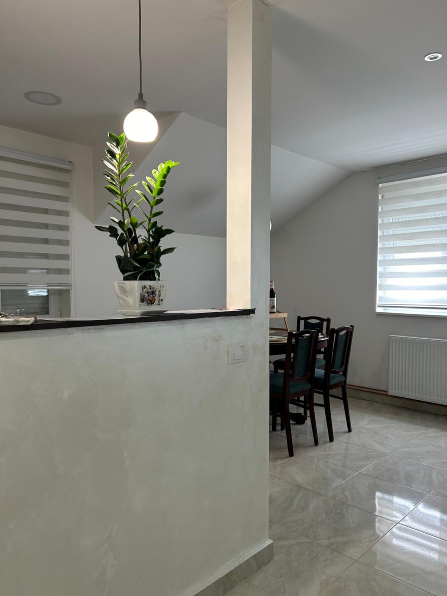 Apartman Diamond Lux Surcin Bagian luar foto